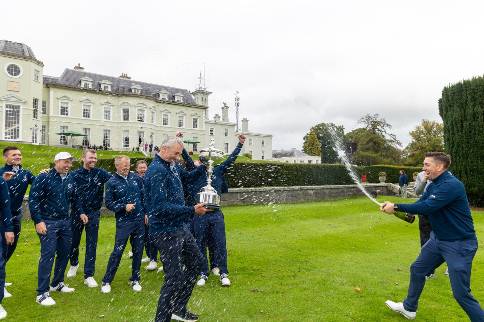 GBI CELEBRATIONS-508 - Talk Golf Ireland Great Britain and Ireland players celebrate their PGA Cup victory at The K Club